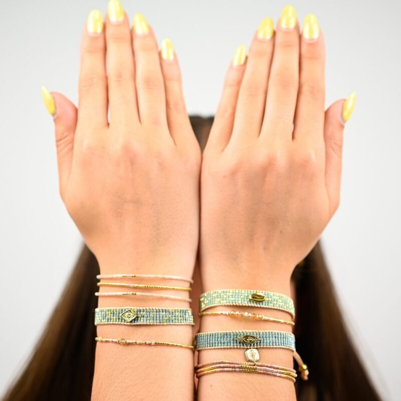 Composition des bracelets Belle Mais Pas Que composée de 6 bijoux : Alma, Elena, Stella, Julia, Sylvia, Mia